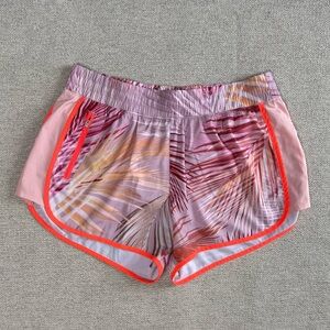 GAP Fit Women’s Running Short Pink Palms Built In Briefs Size Large